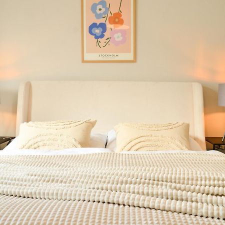 Milpau Bottrop 2 - Modernes Und Zentrales Premium-Apartment Fuer 4 Personen Mit Queensize-Bett Und Einzelbetten - Netflix, Nespresso Und Smart-Tv Exterior foto